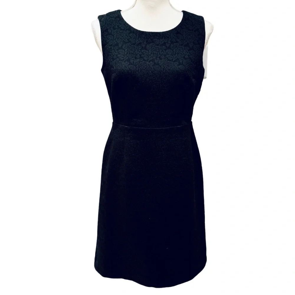 Liz Claiborne Black Floral Jacquard Fit & Flare Sleeveless Dress (2) - Picture 3 of 15